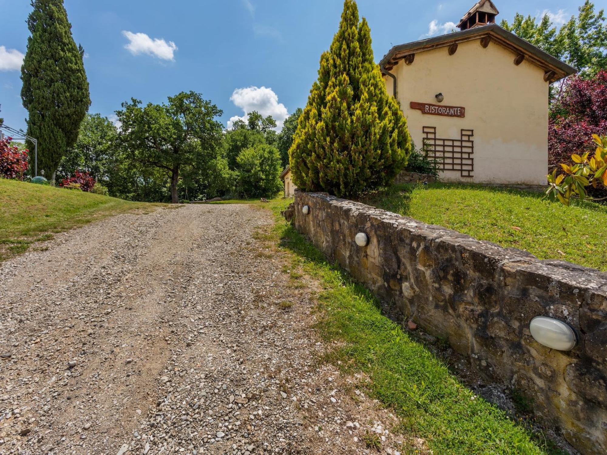 Città di Castello Rustic Holiday Home In Citt Di Castello With Swimming Pool מראה חיצוני תמונה